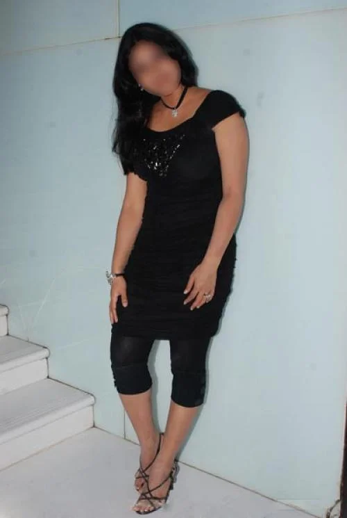 Call Girls Anand Nagar